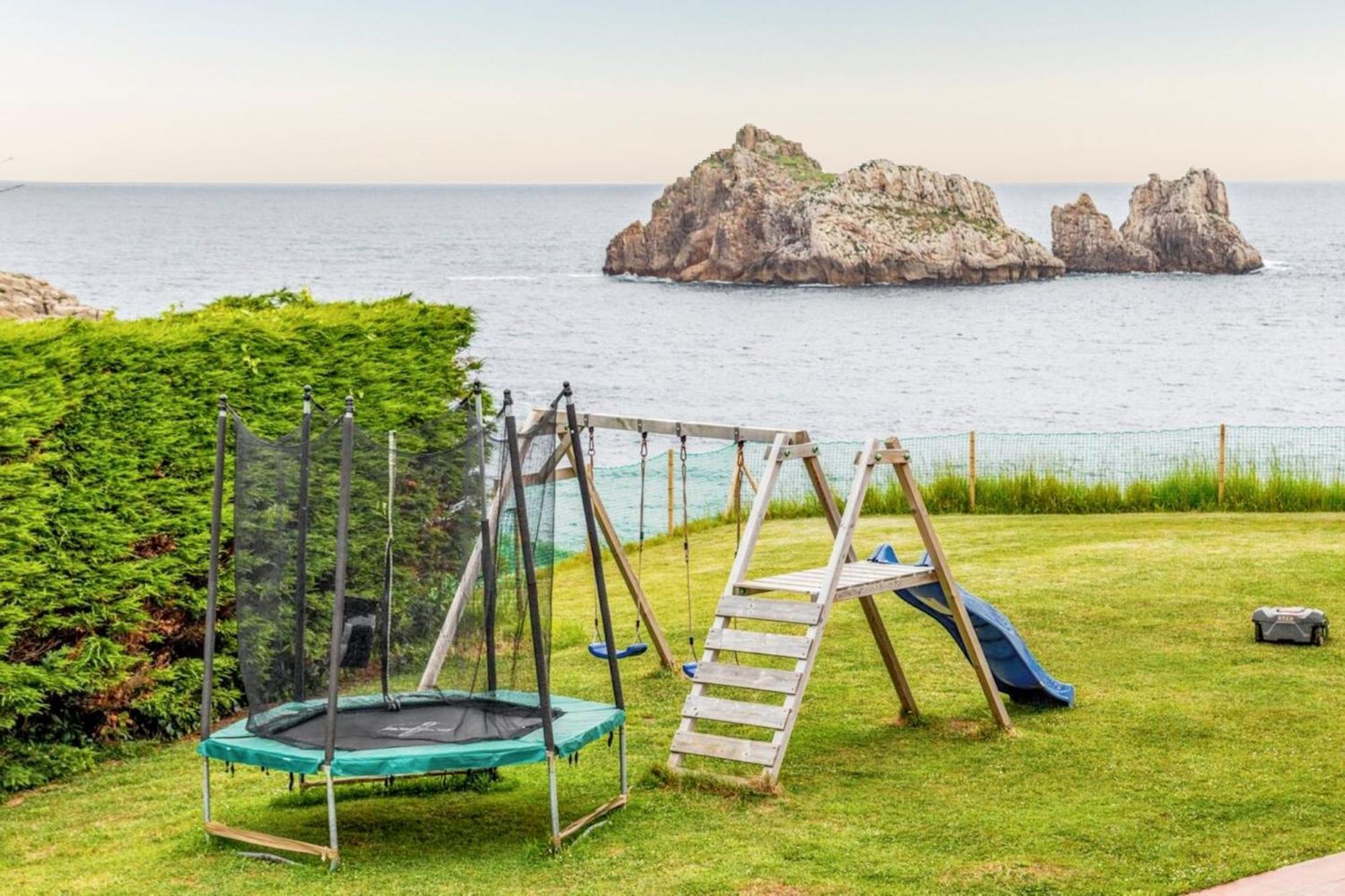 Spacious House With Sea View In Liencres + Jacuzzi Dış mekan fotoğraf