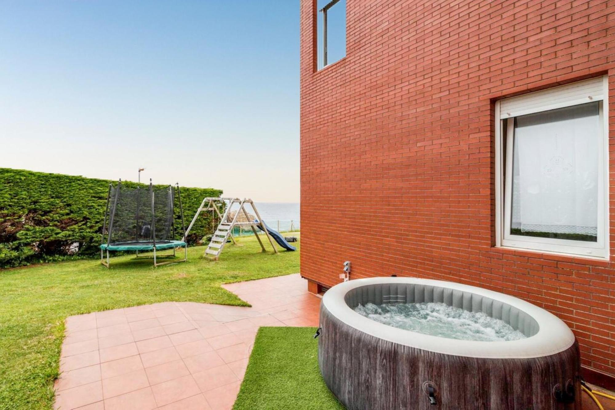 Spacious House With Sea View In Liencres + Jacuzzi Dış mekan fotoğraf