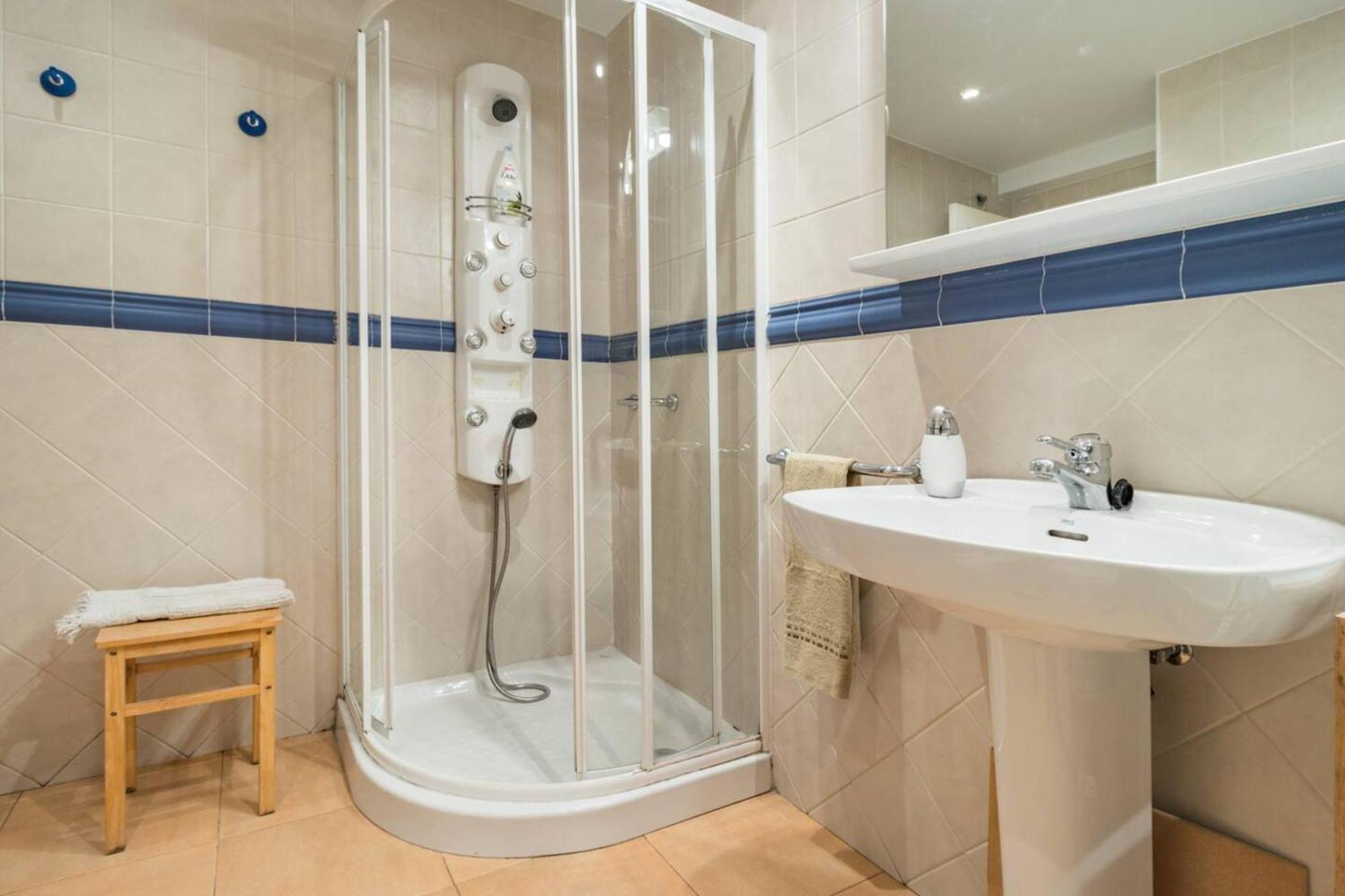 Spacious House With Sea View In Liencres + Jacuzzi Dış mekan fotoğraf
