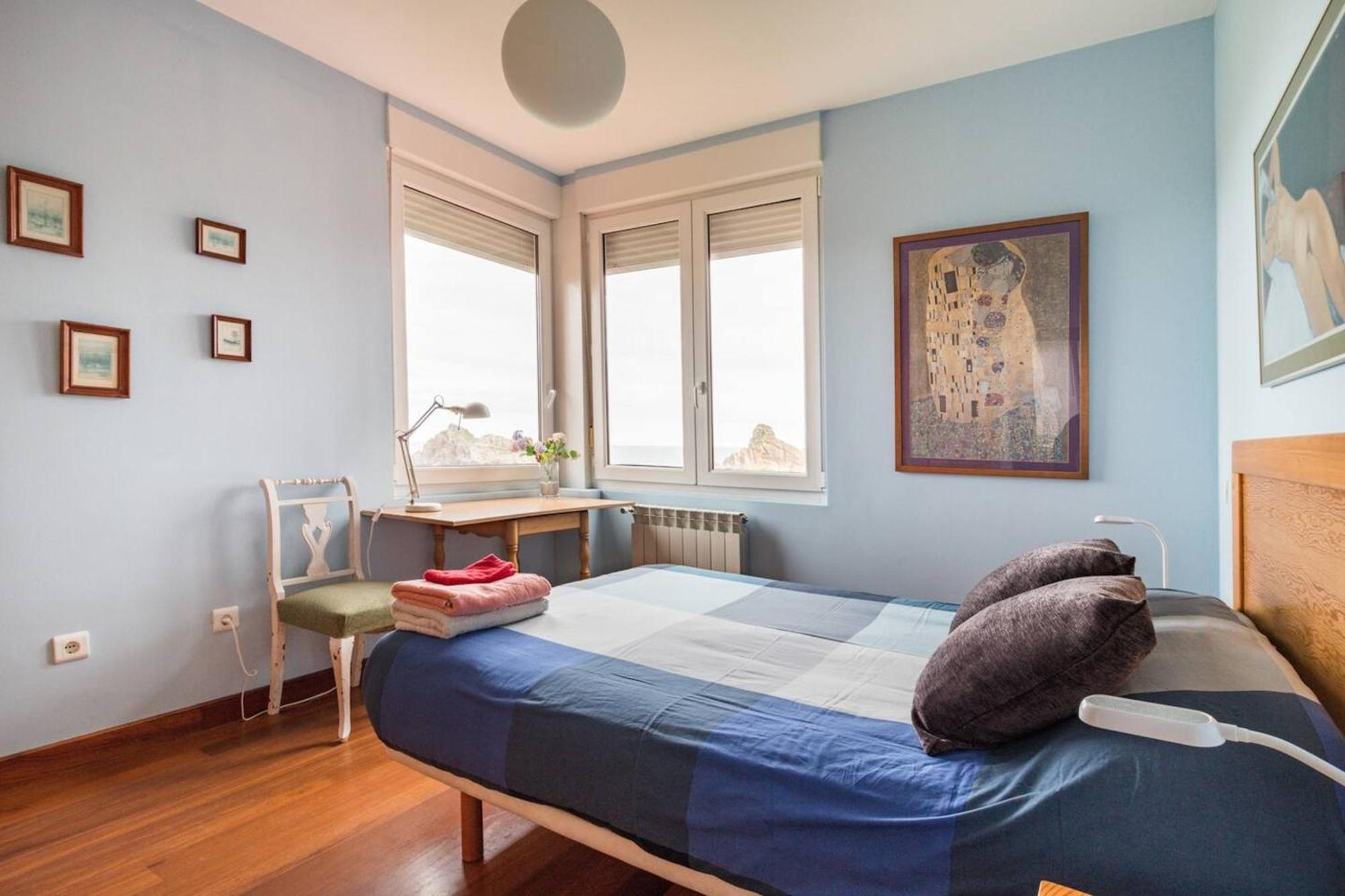 Spacious House With Sea View In Liencres + Jacuzzi Dış mekan fotoğraf
